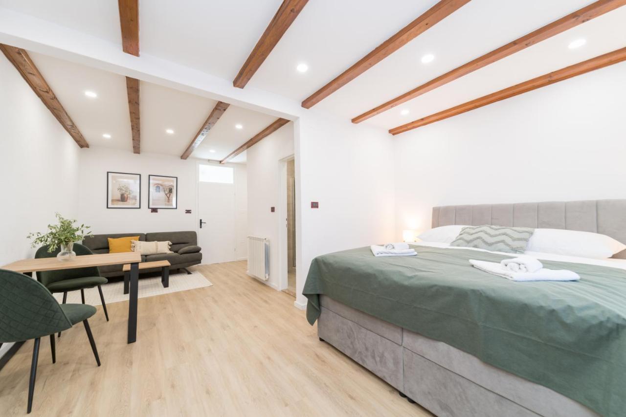 Hotel Maslina Seget  Eksteriør billede