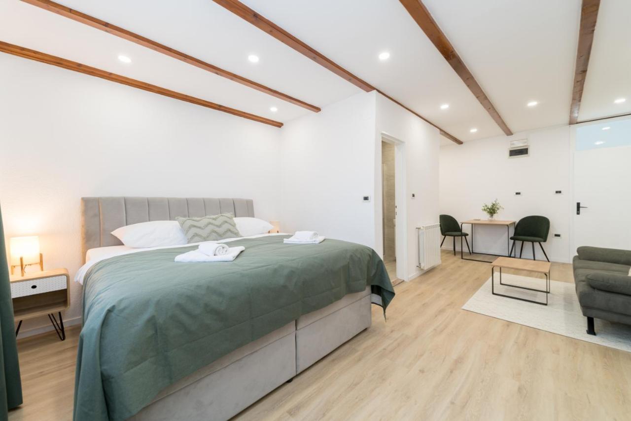 Hotel Maslina Seget  Eksteriør billede