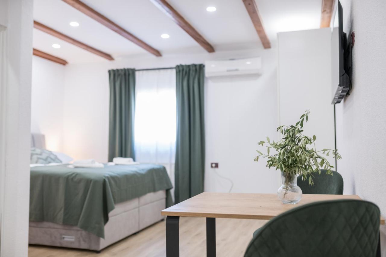 Hotel Maslina Seget  Eksteriør billede