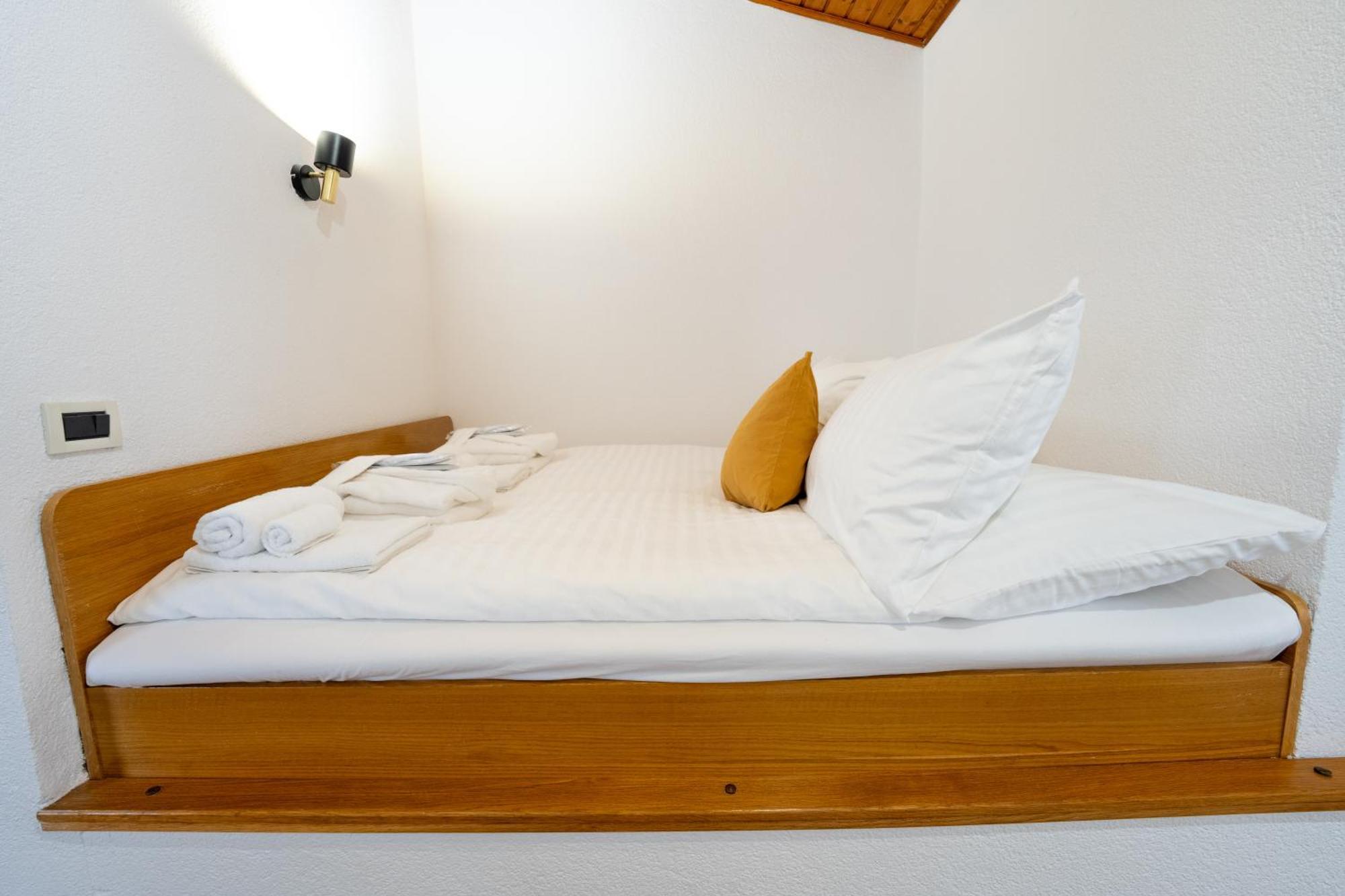 Hotel Maslina Seget  Eksteriør billede