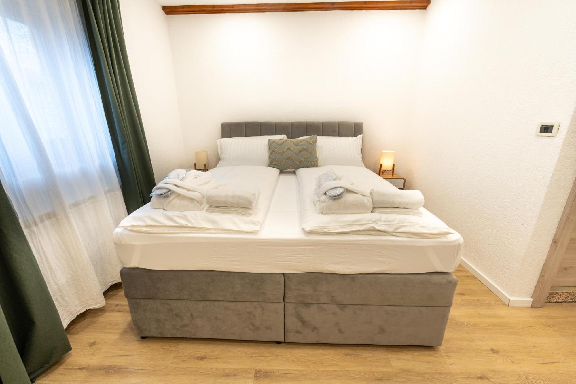 Hotel Maslina Seget  Eksteriør billede